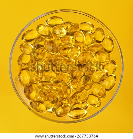 Close-up fish oil nutritional supplement capsules