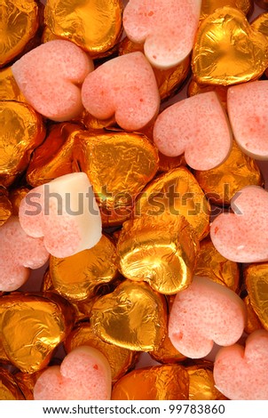 heart, wrapped heart, golden heart, gold hearts, love, loved, romantic, gift, Valentine\'s day, romance, pink, gold, shining, heart breaker, candy, praline, white chocolate,
