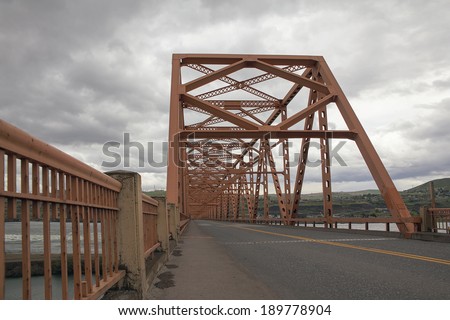 The Dalles Bridge between Dallesport Washington and The Dalles Oregon that Carries US Route 197
