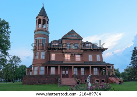Historic Queen Anne style Victorian mansion and grounds in Superior Wisconsin