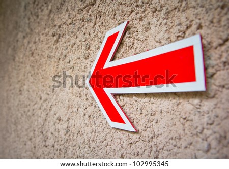 street sign arrow