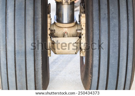Airplane wheel