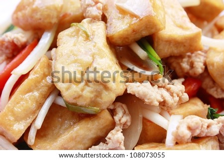 fried tofu with bean sprout
