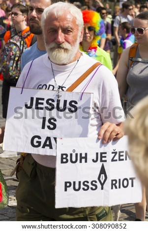 PRAGUE - AUGUST 15, 2015: An old man with signs saying \