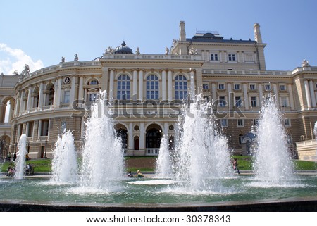 http://image.shutterstock.com/display_pic_with_logo/85001/85001,1242560851,73/stock-photo-fountain-and-opera-house-in-odessa-ukraine-30378343.jpg