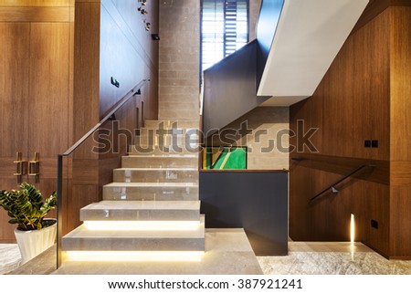 design and decoraton in modern staircase