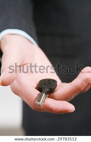 give key for car