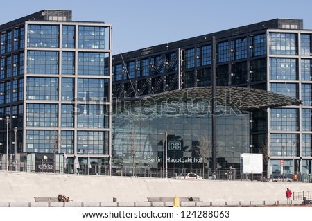 BERLIN, GERMANY - MARCH 19: Exterior view of the main railway station on March 19, 2011 in Berlin, Germany. Daily number of passengers is estimated to be at 350,000.