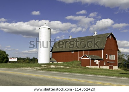 Traditional american farm for sale