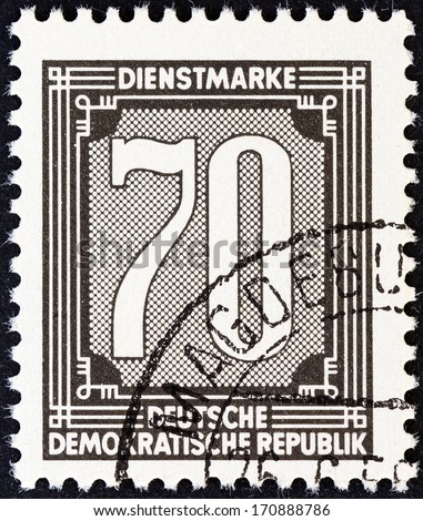 GERMAN DEMOCRATIC REPUBLIC - CIRCA 1956: A stamp printed in Germany shows numeric value, circa 1956.