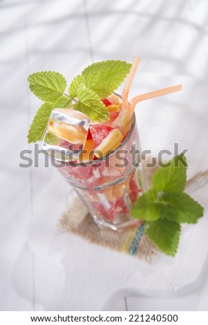 Fruit drink made with red grapefruit and mint