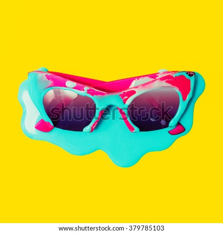Exclusive Pink Sunglasses dripping blue paint. Explosion Summer Colors