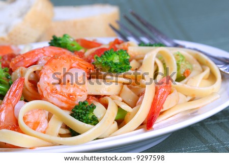 Fettuccine Pasta with Shrimp Dinner Dish and Vegetables
