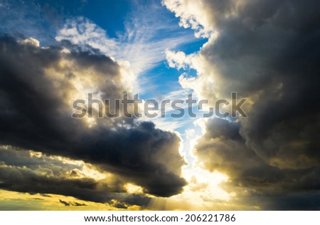 Spectacular Cloudscape Light and Dark