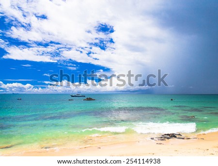 Remote Resort Sunshine Surf
