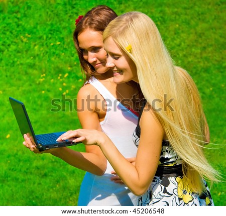 Web surfing on the grass