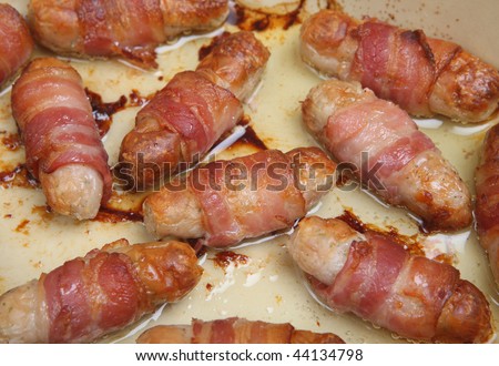 pigs in blankets. and roasted (aka #39;pigs in