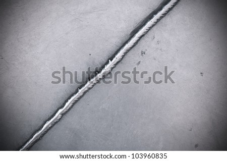 welding seam onto aluminum sheet metal part, diagonal separation