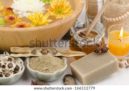 Handmade soap ingredients of moringa extract, coconut oil , Rice bran oil and honey for healthy skin.