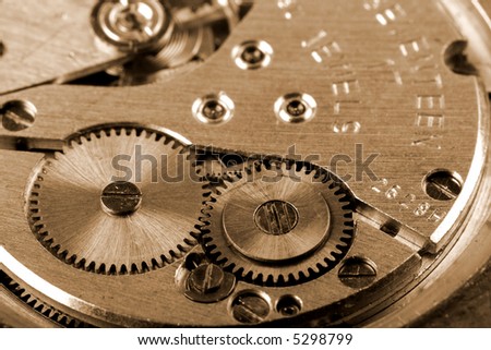 old mechanic watch close-up shot