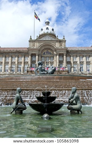 View of the Council House and fountain at Victoria Square in Birmingham (West Midlands, England).