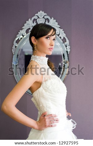 bride at the wedding salon