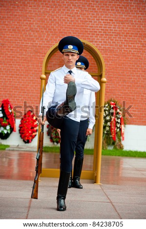 MOSCOW - JULY 4: Change of the guard at the Eternal Flame post in front of the Kremlin in Moscow on July 4, 2011.