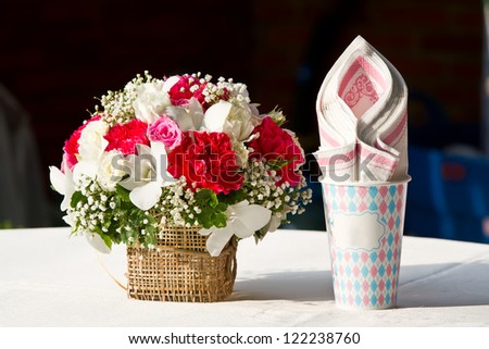 wedding bouquet and tissues paper