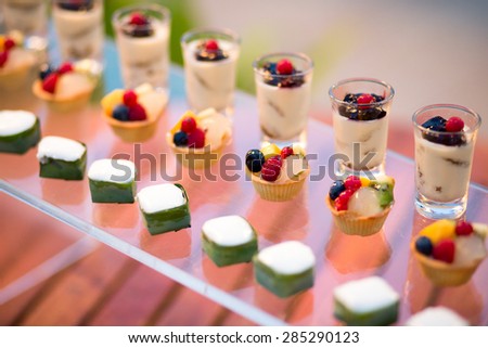 thai dessert on buffet line