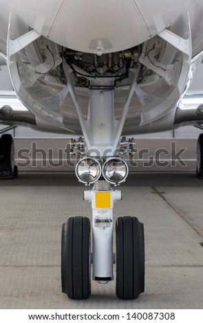 front landing gear light aircraft on the ground