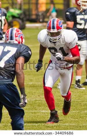 PITTSFORD, NY - JULY 27: WR Terrell Owens of the Buffalo Bills works out at training camp at St. John Fisher College on July 27, 2009 in Pittsford, NY (near Rochester).