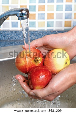 To wash up an apples