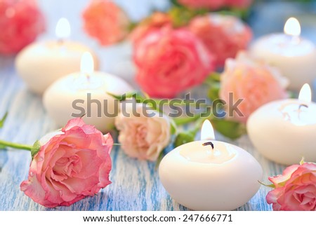 Pink roses bouquet on a wooden table