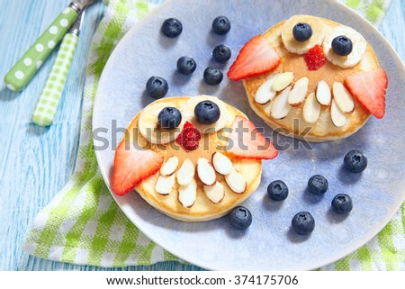Owl pancakes for kids breakfast