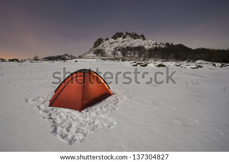 tent at night, camping in the snow