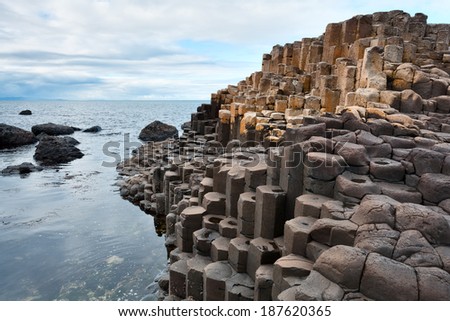 Giant\'s Causeway basalt columns, coast of Northern Ireland