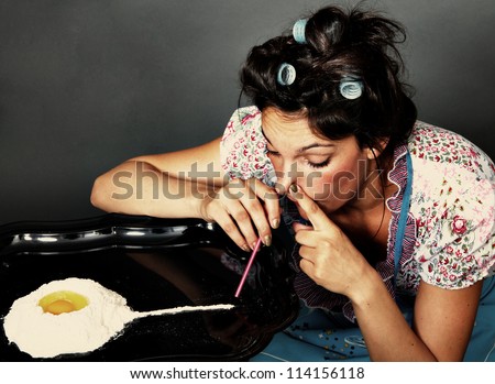 stock-photo-woman-sniffing-cocaine-11415