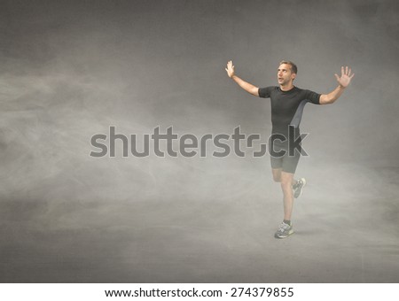 runner success with arms up