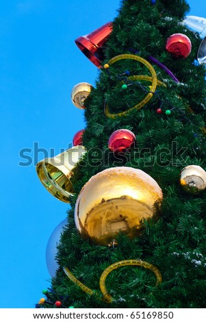 gold and red ball on the Christmas tree