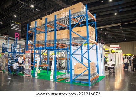 BANGKOK - SEPTEMBER 27 :Modern Shelves at Thailand International Logistic  Fair 2014 on Sep 27,2014 in BITEC ,Bangkok, Thailand.