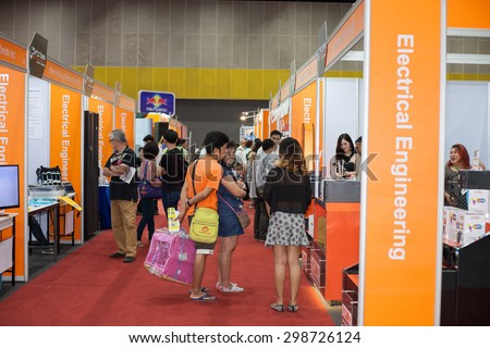 BANGKOK ,THAILAND - JULY 18: Unidentified people interest with  elecrical engineering in Engineering Expo 2015 , on JULY 18, 2015  in Bangkok, Thailand.