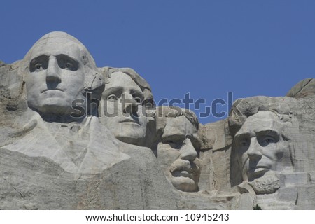 Mt Rushmore all four sculptures  on a clear summer day