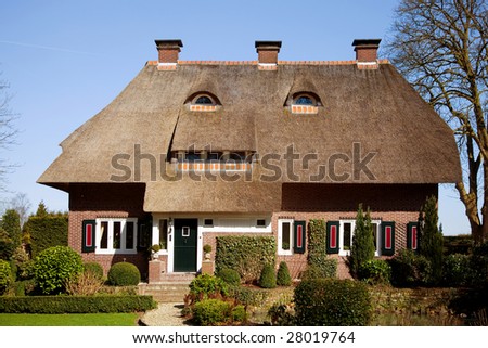 Big romantic villa with straw roof