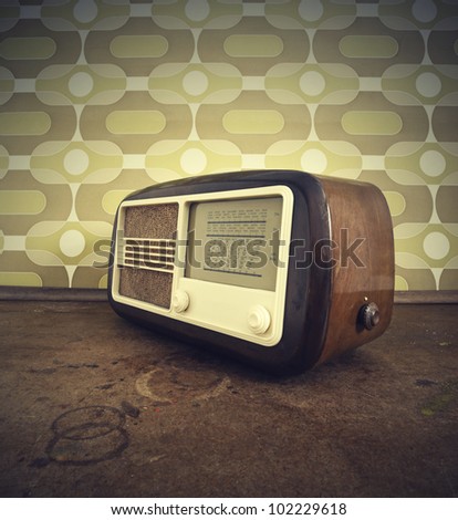 antique radio on vintage background antique radio on vintage background