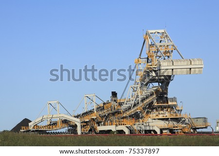 Coal Loading Machinery and Conveyor Belt