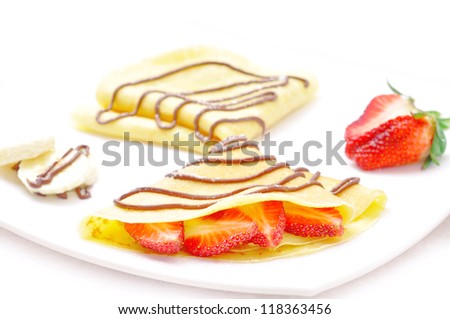 crepes with fruit and chocolate