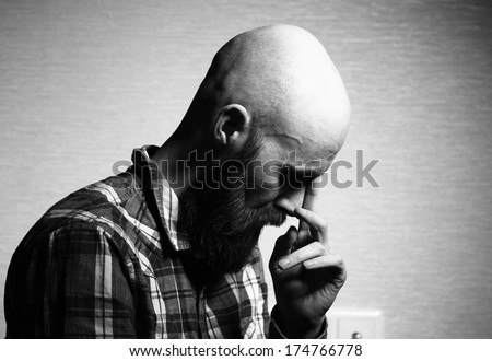bearded man praying