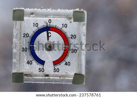 thermometer outdoors snow winter cold snap