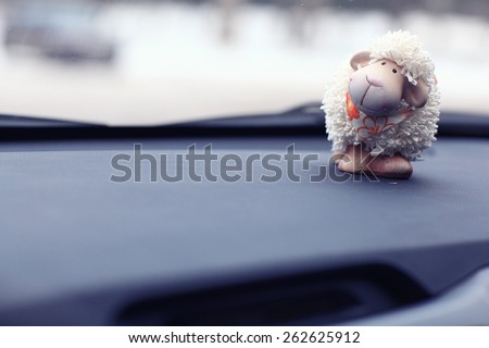 toy sheep background car panel