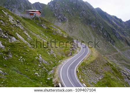 Road to mountain house